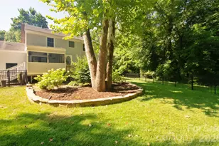 8301 Abercorn Ln, Charlotte, NC 28227 - Photo 35