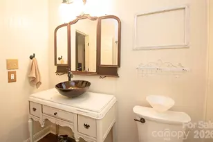 8301 Abercorn Ln, Charlotte, NC 28227 - Photo 27