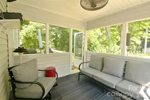 8301 Abercorn Ln, Charlotte, NC 28227 - Photo 33