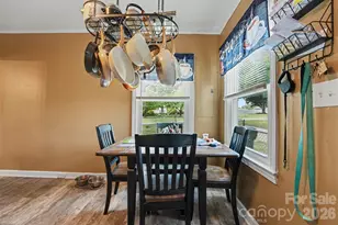 109 S Pine St, Lowell, NC 28098 - Photo 5