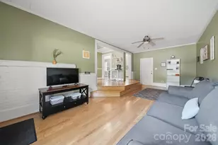 321 16th Ave NW, Hickory, NC 28601 - Photo 7