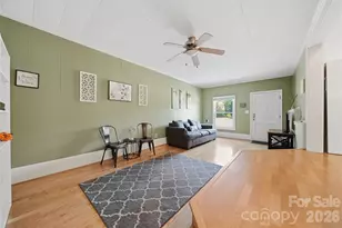 321 16th Ave NW, Hickory, NC 28601 - Photo 39
