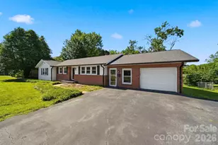 321 16th Ave NW, Hickory, NC 28601 - Photo 3