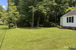1250 Hampton Grace Ave, Lancaster, SC 29720 - Photo 5