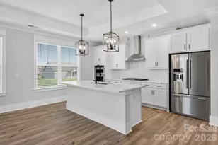 1652 Dresden Dr, Rock Hill, SC 29732 - Photo 5