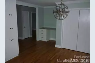 7109 Rockcliff Court, Charlotte, NC 28210 - Photo 5