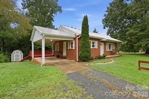5418 Nix Creek Rd, Marion, NC 28752 - Photo 31