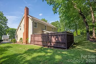 9801 Deer Spring Ln, Charlotte, NC 28210 - Photo 39