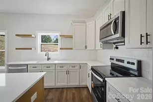 909 Overlook Dr SW, Lenoir, NC 28645 - Photo 9