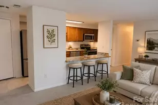 1645 Arlyn Cir, Charlotte, NC 28213 - Photo 13