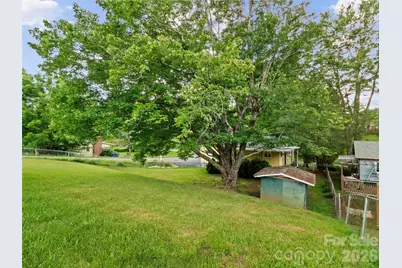 230 School Road E, Asheville, NC 28803 - Photo 39