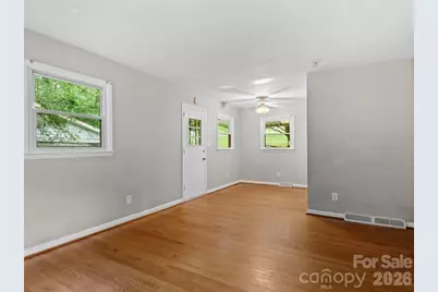 230 School Road E, Asheville, NC 28803 - Photo 3