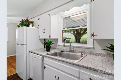 230 School Road E, Asheville, NC 28803 - Photo 11