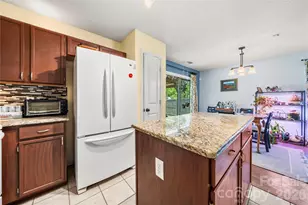 1623 Elk Creek Ct, Charlotte, NC 28214 - Photo 11