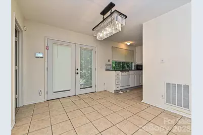 8401 Barncliff Road, Charlotte, NC 28227 - Photo 3