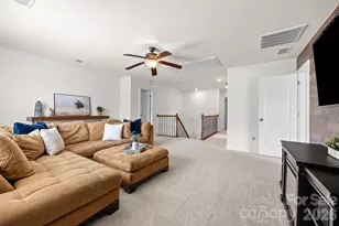13403 Highflyer Woods Ln, Charlotte, NC 28278 - Photo 23