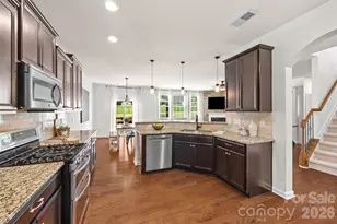 13403 Highflyer Woods Ln, Charlotte, NC 28278 - Photo 9