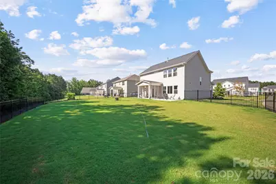 5005 Painswick Place, Charlotte, NC 28215 - Photo 3