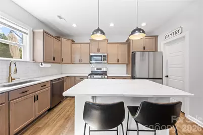5005 Painswick Place, Charlotte, NC 28215 - Photo 15