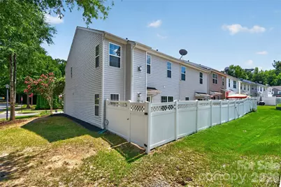 13904 Singleleaf Lane, Charlotte, NC 28278 - Photo 35