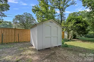1100 Braeburn Rd, Charlotte, NC 28211 - Photo 41