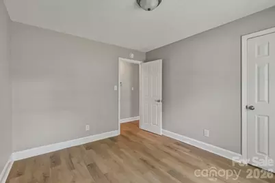 4706 Brooktree Drive, Charlotte, NC 28208 - Photo 9