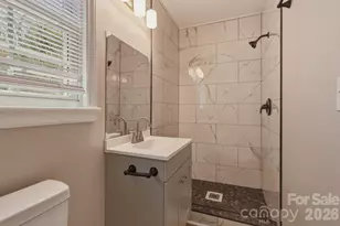 4706 Brooktree Dr, Charlotte, NC 28208 - Photo 15