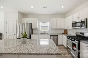 2943 Parkwest Dr, Albemarle, NC 28001 - Photo 3