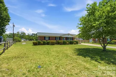 990 Colonial Drive, China Grove, NC 28023 - Photo 3
