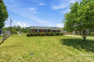 990 Colonial Dr, China Grove, NC 28023 - Photo 3