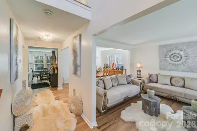 6101 Skyline Drive, Charlotte, NC 28269 - Photo 15