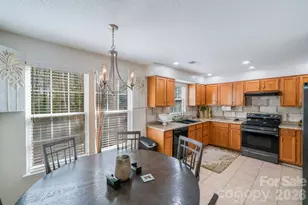 6101 Skyline Dr, Charlotte, NC 28269 - Photo 19