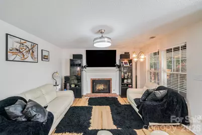 6101 Skyline Drive, Charlotte, NC 28269 - Photo 11