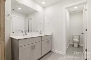 2317 Belterra Dr, Charlotte, NC 28216 - Photo 17