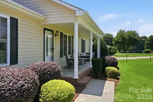 107 Wendover Dr, Lincolnton, NC 28092 - Photo 5