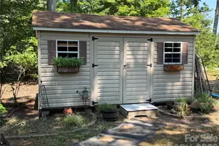 36079 Ridge St, Albemarle, NC 28001 - Photo 9