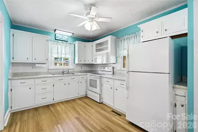 1020 W C Street, Kannapolis, NC 28081 - Photo 9