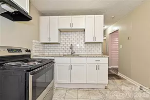 1900 Lasalle St, Charlotte, NC 28216 - Photo 9
