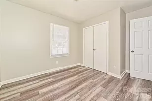 1900 Lasalle St, Charlotte, NC 28216 - Photo 11