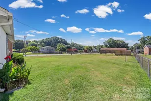 324 Bright Ave, Bessemer City, NC 28016 - Photo 17