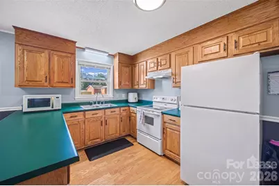 324 Bright Avenue, Bessemer City, NC 28016 - Photo 5
