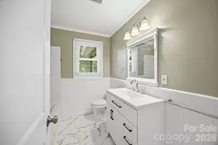 3123 Castle Ave, Hickory, NC 28601 - Photo 17
