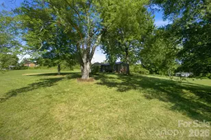 3123 Castle Ave, Hickory, NC 28601 - Photo 33