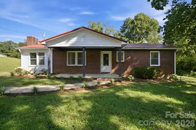 3123 Castle Avenue, Hickory, NC 28601 - Photo 1