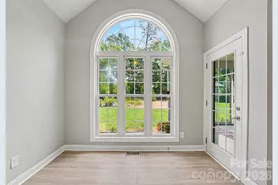 5107 Summerell Avenue, Gastonia, NC 28056 - Photo 7
