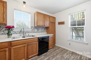 2705 Deermouse Way, Hendersonville, NC 28792 - Photo 7