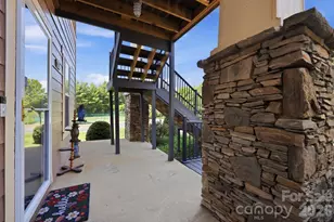 2705 Deermouse Way, Hendersonville, NC 28792 - Photo 27