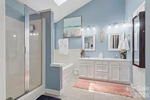 4219 Beauvista Dr, Charlotte, NC 28269 - Photo 25