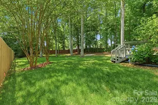 4219 Beauvista Dr, Charlotte, NC 28269 - Photo 35