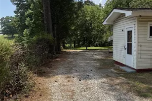 709 Sunset Dr, Salisbury, NC 28147 - Photo 29